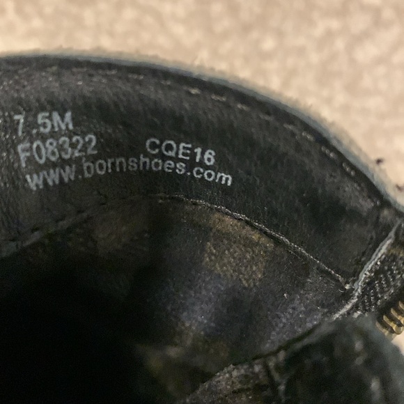 Women’s Born bootie. Size: 7.5M. Color: Gray. - Picture 10 of 11